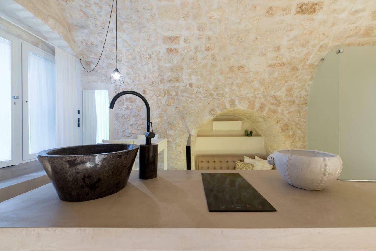 Vittoria Luxury Suite A Ostuni By Wonderful Italy Extérieur photo