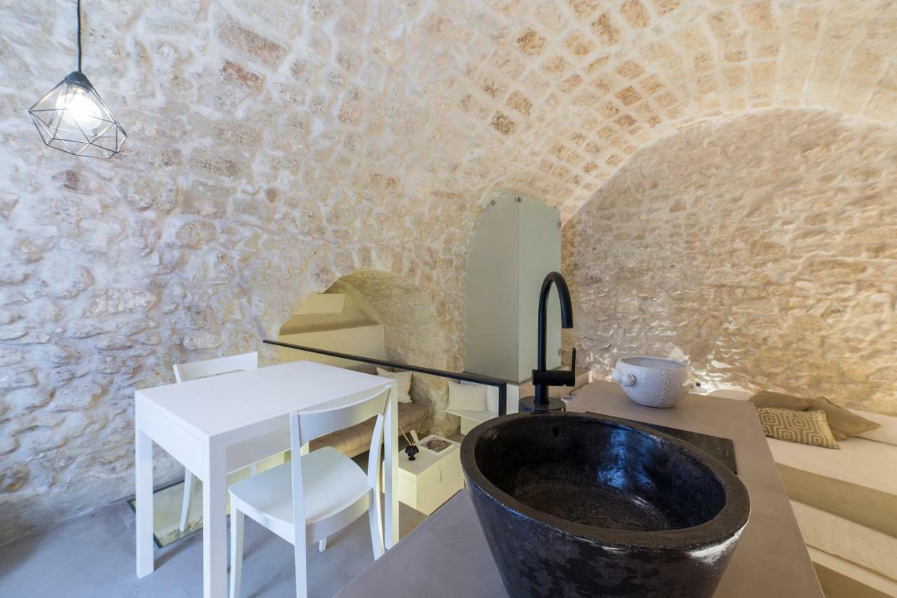 Vittoria Luxury Suite A Ostuni By Wonderful Italy Extérieur photo